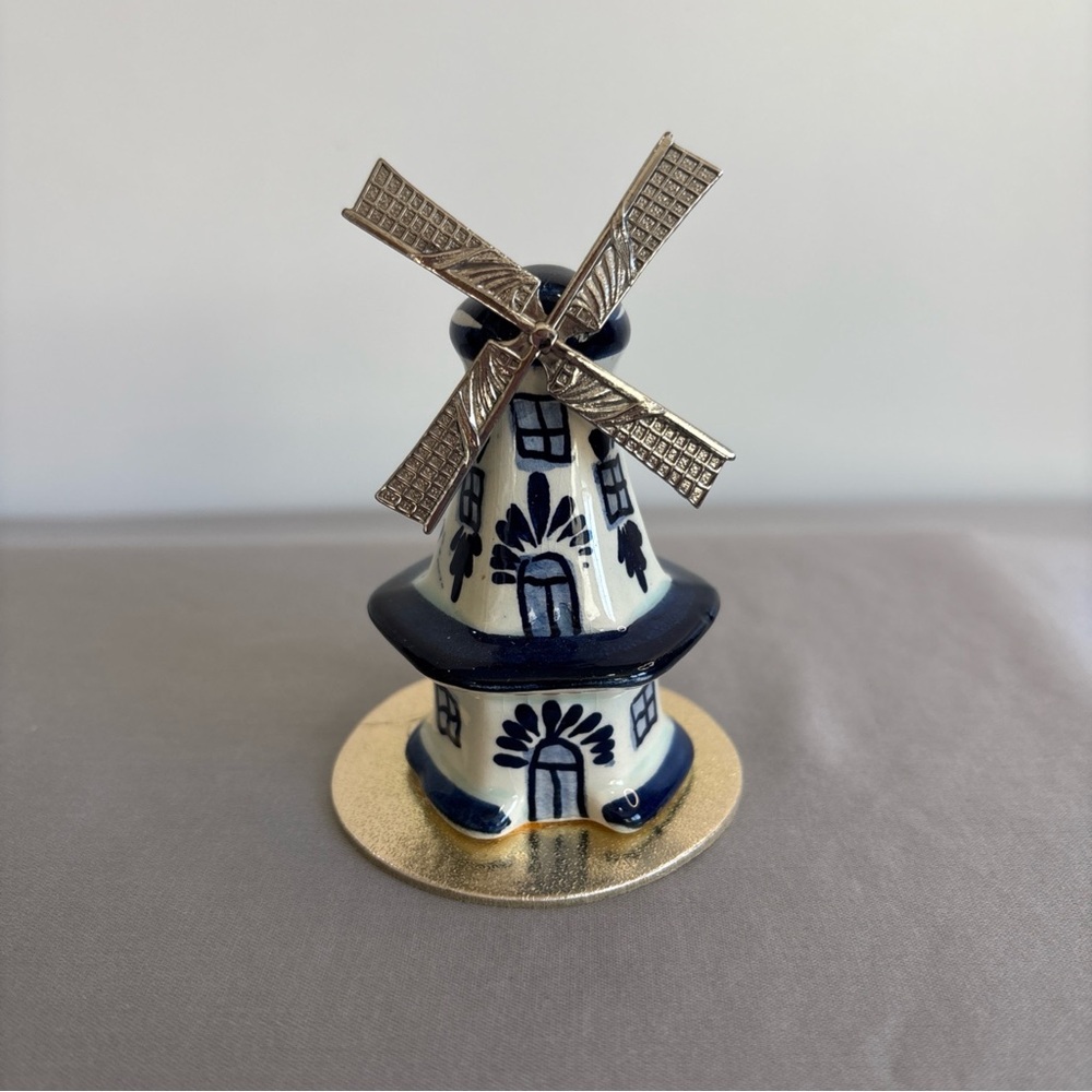 Delfts Blauw Mini Windmill Figurine | Made in Holland